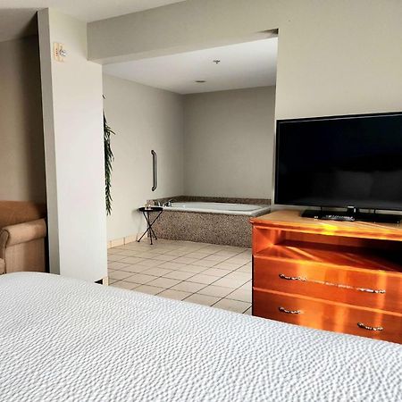 Days Inn & Suites By Wyndham Thibodaux Esterno foto