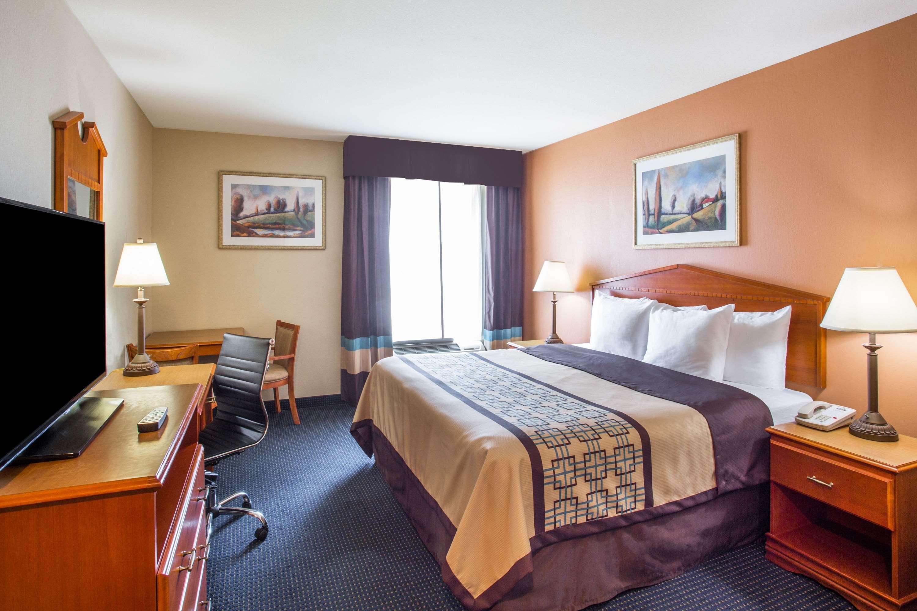 Days Inn & Suites By Wyndham Thibodaux Esterno foto