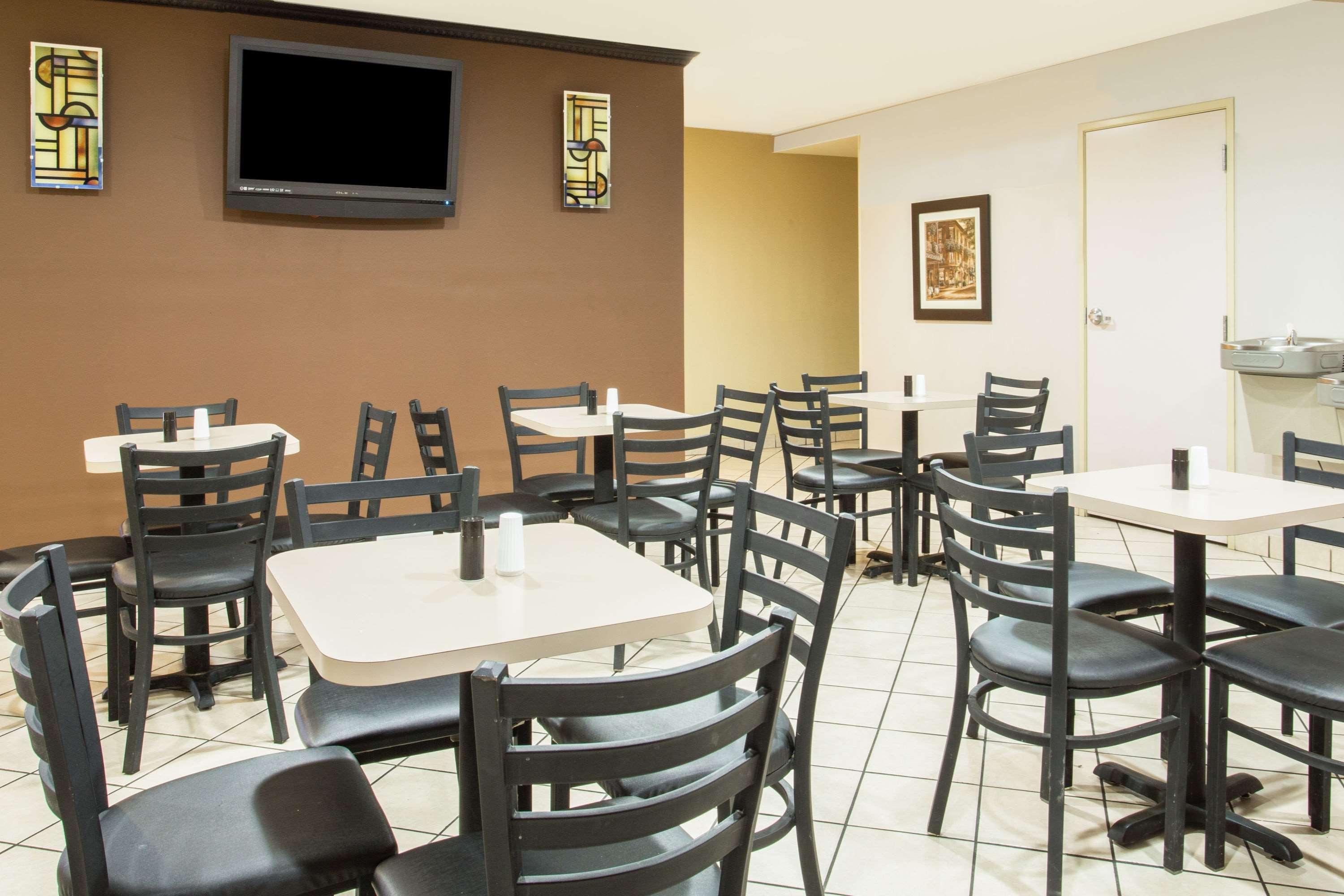Days Inn & Suites By Wyndham Thibodaux Esterno foto