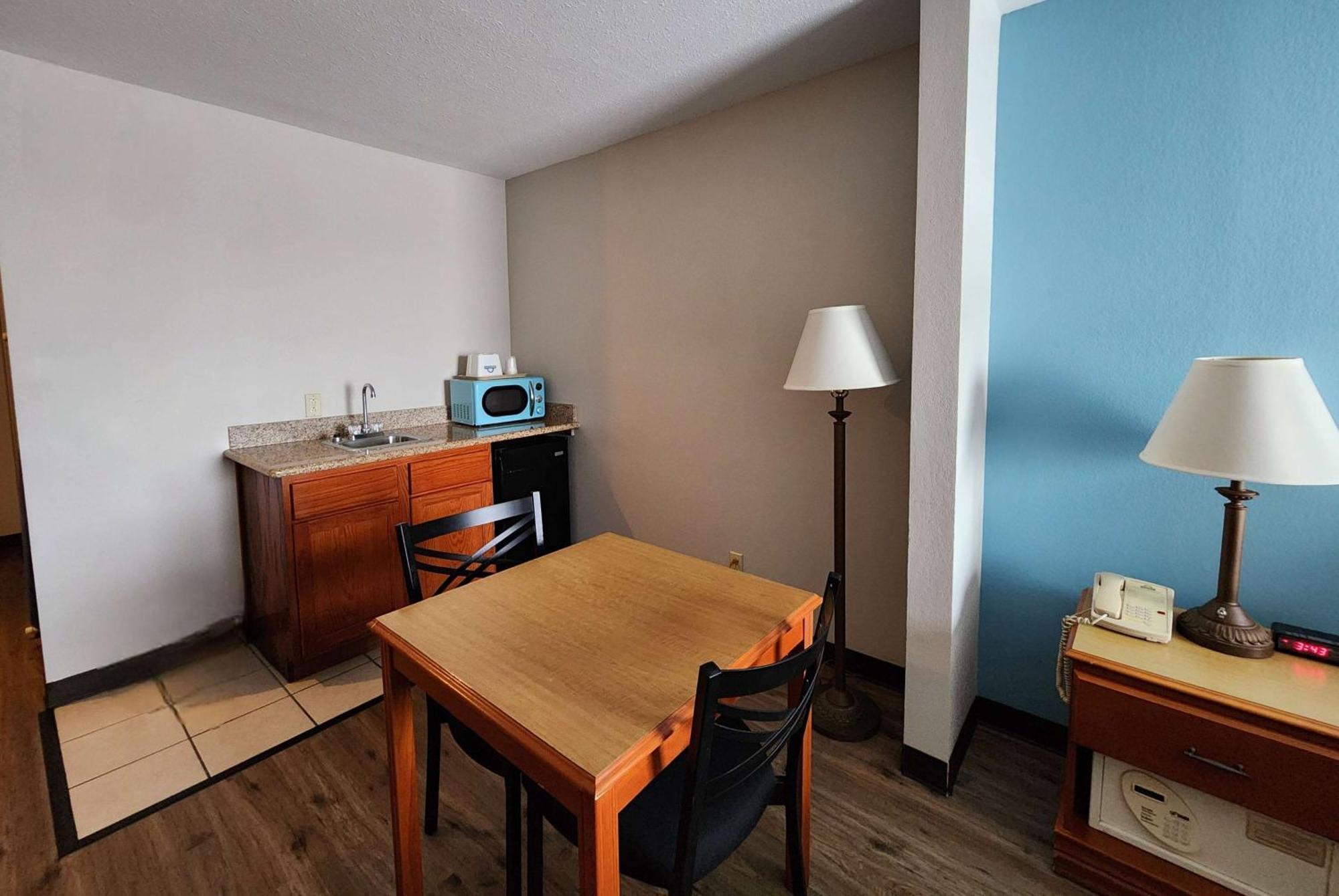 Days Inn & Suites By Wyndham Thibodaux Esterno foto