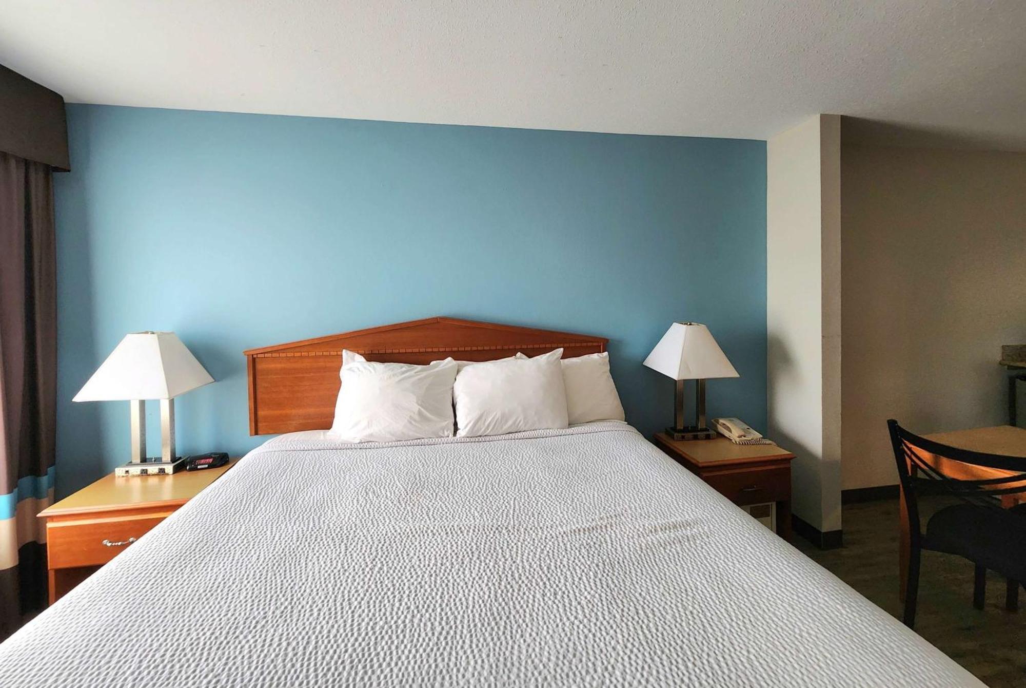 Days Inn & Suites By Wyndham Thibodaux Esterno foto